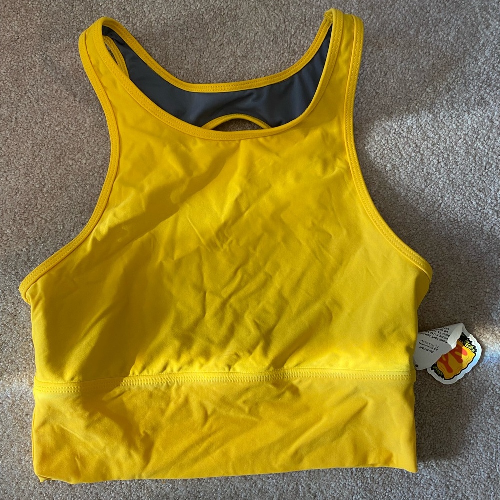 JOLYN SARAE SPORTS BRA SIZE M
